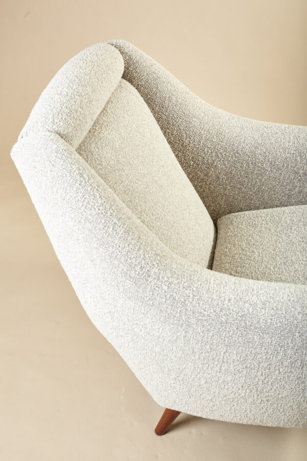 Greaves & Thomas Davenport Armchair